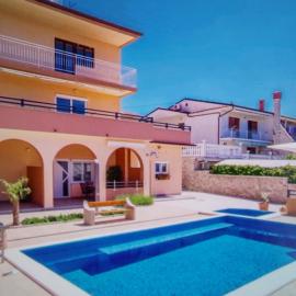 Apartma NANA