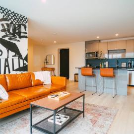 Chic Cozy Retreat - 2BR - Stunning North End Views, hotel i Halifax