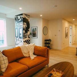 Chic Cozy Retreat - 2BR - Stunning North End Views, hotel i Halifax