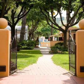Oscar e Amorina, hotel din Montegiorgio