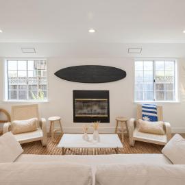 Seaside Home Modern Retreat with Breathtaking Views and Beachside Charm, hotel a Half Moon Bay