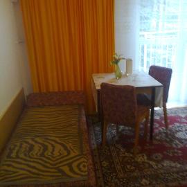 Maxim Pokoje Gościnne, hotel in Iwonicz-Zdrój