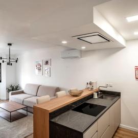 Ocean Breeze - T1 Apartment in Cascais by Lisbeyond