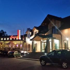 Niedrzwica Duża में, होटल Hotel Impressa