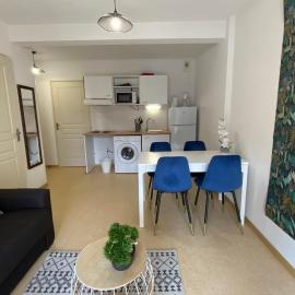 Les Naïades I47 - 2 bedrooms for 5 people !, hotel u gradu 'Avène'