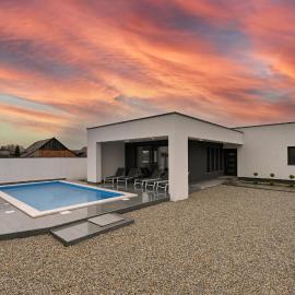 Cozy Home In Trnovec With Sauna, hotell sihtkohas Trnovec