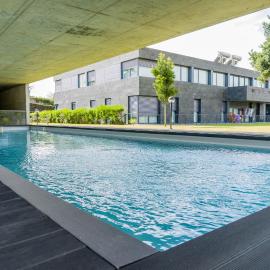 Wave Break Apartment