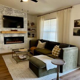 Southern Travel - Charming 3 Bedroom, hotel a Moultrie
