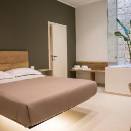 YOUR HOUSE ROOMS 3, hotel a Conversano