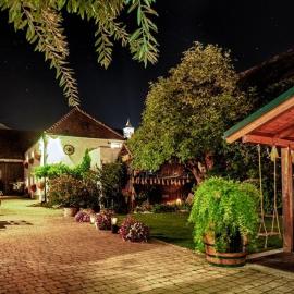 Winzerhof Agerlhof, hotel sa Jois