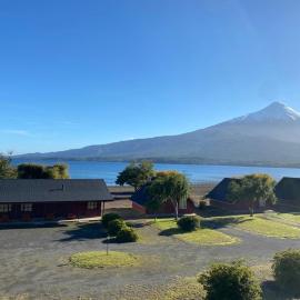Cabañas Brisas Del Lago, hotel v destinácii Puerto Varas