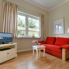 Haus am Hövt - Ferienwohnung 1, hotel in Göhren
