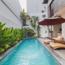 The BALIem Villa, hotel in Jimbaran
