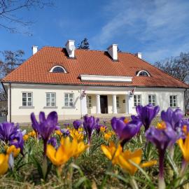 Muzeum Ziemiaństwa w Dąbrowie, hótel í Przesmyki