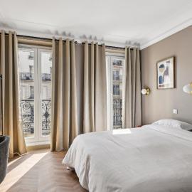 पेरिस में, होटल Hotel Margot
