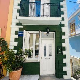 Green House - Central Stay in Plomari