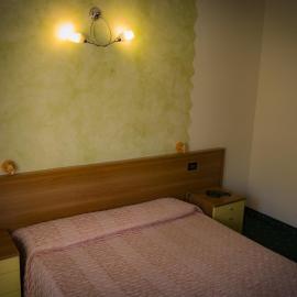 Albergo La Romanella, hotel Spinone Al Lagóban