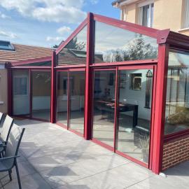 Dépendance avec Billard à proximité Zénith Rouen, hotel in Le Grand-Quevilly