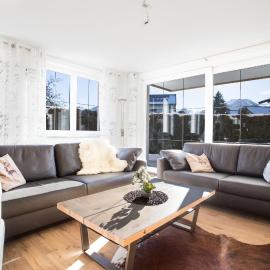 Haus Alpgaustraße - Ferienhäuser Alpenglück, hotel i Oberstdorf