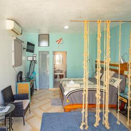 Studio Apartment Center of Sosua Remote Worker Space Fast WiFi – hotel w mieście Sosúa