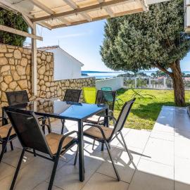 Awesome Apartment In Banjol With Wifi