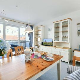 Haus Seeluft Ferienwohnung 10، فندق في فانجر أوخه