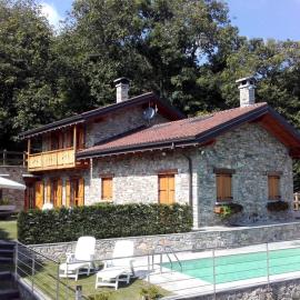 La Dolce Vita chalet, Hotel in Massino Visconti