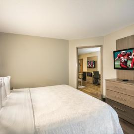 Red Roof Inn PLUS+ Boston - Logan, hotel em Saugus