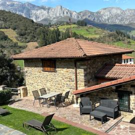 La Fragua Rural, hotel din Aliezo