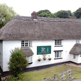 The New Inn, hotel in Crediton