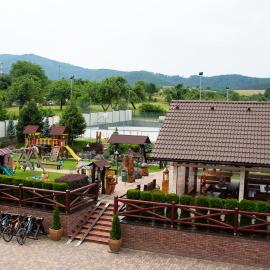 Penzión pod Strážovom, hótel í Pružina