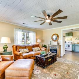Killen Vacation Rental ~ 4 Mi to Wilson Lake!, hotel in Killen