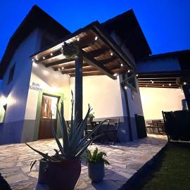 Los Castros Apartamentos Rurales A、Llames de Príaのホテル
