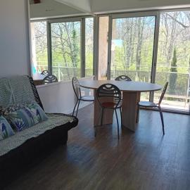 Appartement T2 face au golf, hotel v destinaci Buzet-sur-Tarn