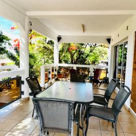 Viesnīca Villa baobab pilsētā Ramena