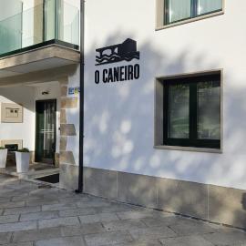 Apartamentos O Caneiro, hotel in Portomarin