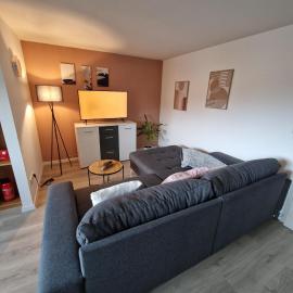 Auszeit bei Wachter - Ferienwohnung mit Terrasse & Weitblick, hotel in Viereth-Trunstadt