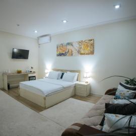 Like INN Hotel