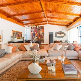 WHome Family Paradise, Exquisite Retreat for Holidays