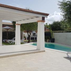 VILLA ILARIA con piscina privata a 350 mt spiaggia di sabbia