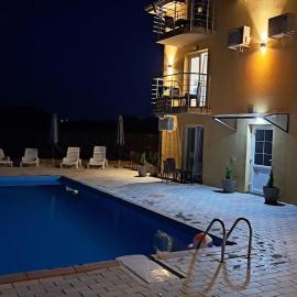Prenociste jezerske zvezde, hotell i Veliko Gradište
