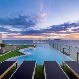 Amazing Large Studio with Sea view Near Beach