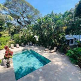 Villas Majolana, hotel in Herradura