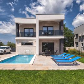 Sunshine Villa Dvori, hotell i Marčana