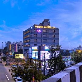 HOTEL AURELLIA, хотел в Sarkhej