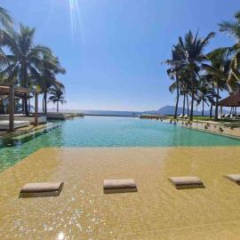 Bonito departamento pie de playa en el mejor condominio de manzanillo, Ponto Horizonte. Hermosa vista, hasta para 8 personas. Ambiente familiar. โรงแรมในมานซานิโญ
