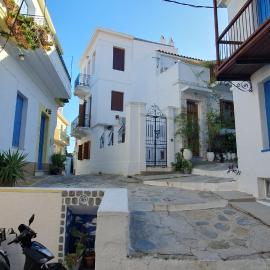 Adele house, hotel i Skopelos