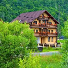 Casa Vădeanu، فندق في سيغيتو مارماتيي