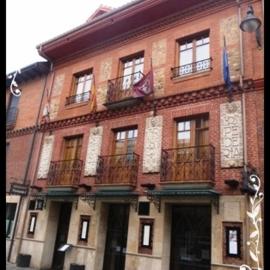 Hospederia Fernando I, hotel in León