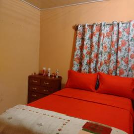 Viesnīca Tessa's Inn pilsētā Arima